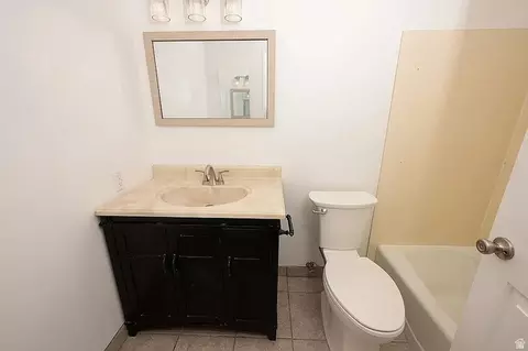 Bath - 547 N 200 W #547, Bountiful, UT 84010 photo 3 of 3