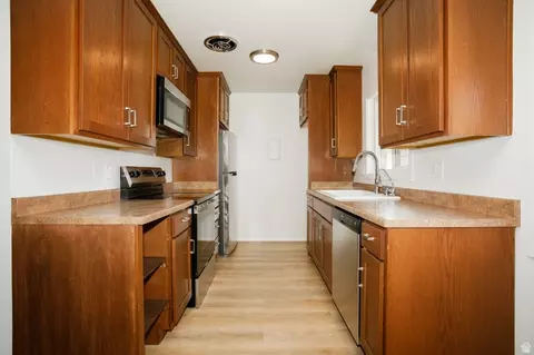616 N Oakley St W #B307, Salt Lake City, UT 84116