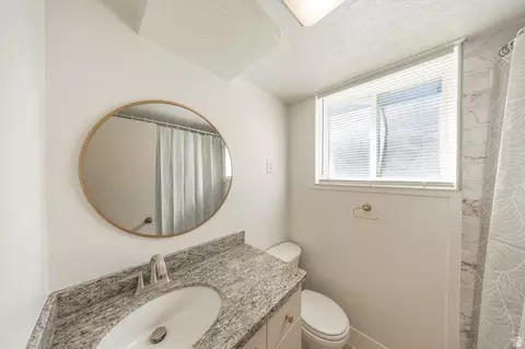 Bath - 2111 N 450 W, Sunset, UT 84015 photo 2 of 2
