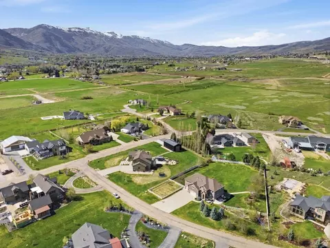 View/Area - 5462 E 2575 N, Eden, UT 84310 photo 6 of 7