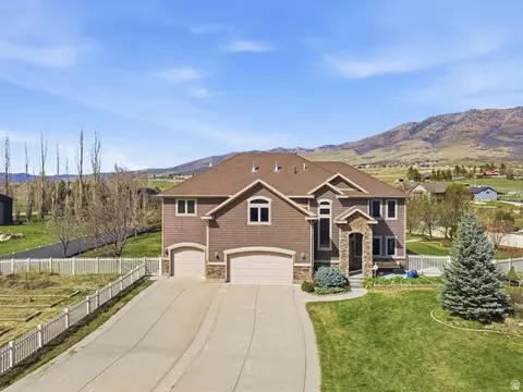 Exterior - 5462 E 2575 N, Eden, UT 84310 photo 10 of 11