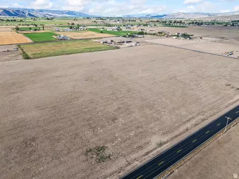 700 E 1400 S #3, Elsinore, UT 84724 photo 12