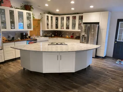 Kitchen - 1096 E 5190 S, Murray, UT 84117 photo 1 of 1
