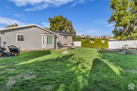 Exterior - 1096 E 5190 S, Murray, UT 84117 photo 4 of 6