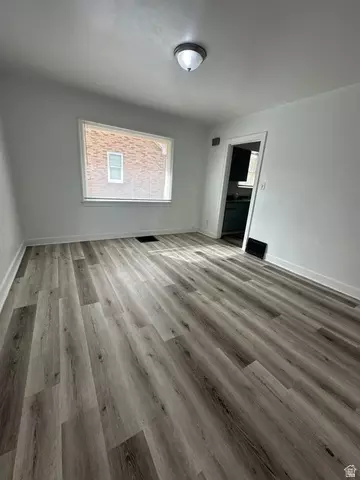 Living - 983 29th St, Ogden, UT 84403 photo 4 of 8