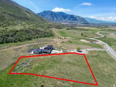 1284 E Middle Canyon Ct #69, Mapleton, UT 84664 photo 4