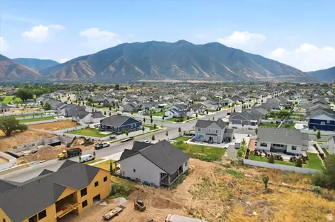 View/Area - 134 S Chamberlain St, Mapleton, UT 84664 photo 2 of 4