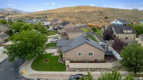 View/Area - 7555 N Pinecone Rd, Eagle Mountain, UT 84005 photo 3 of 3