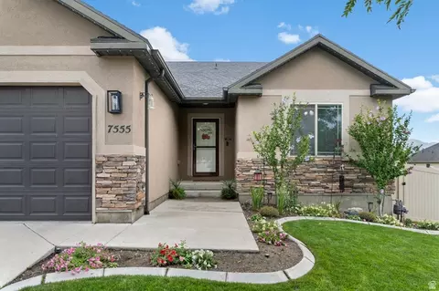 Exterior - 7555 N Pinecone Rd, Eagle Mountain, UT 84005 photo 5 of 6