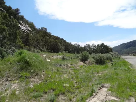 8578 W Red Clouud Loop Rd, Vernal, UT 84078 photo 3