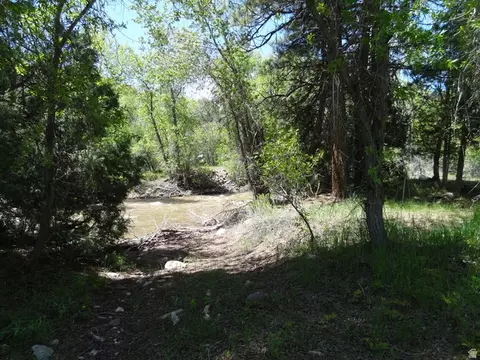 8578 W Red Clouud Loop Rd, Vernal, UT 84078 photo 6