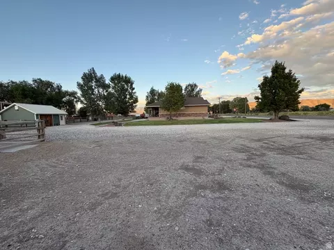 Exterior - 75 E 500 S, Redmond, UT 84652 photo 28 of 35
