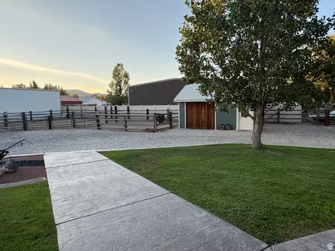 Exterior - 75 E 500 S, Redmond, UT 84652 photo 16 of 35