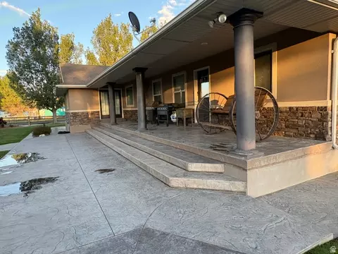 Exterior - 75 E 500 S, Redmond, UT 84652 photo 15 of 35
