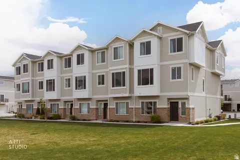 Exterior - 1896 S 1030 W #412, Orem, UT 84057 photo 7 of 19