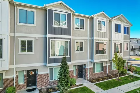 Exterior - 1896 S 1030 W #412, Orem, UT 84057 photo 9 of 19