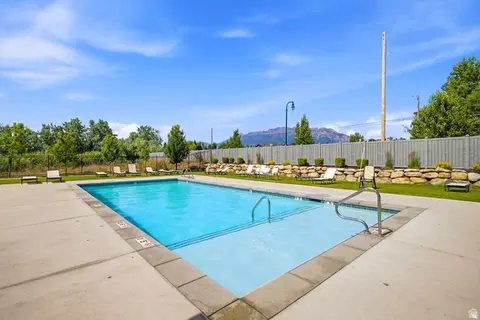 Exterior - 1896 S 1030 W #412, Orem, UT 84057 photo 19 of 19