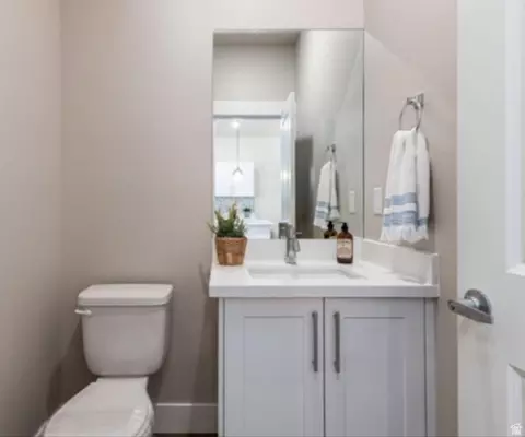 Bath - 1896 S 1030 W #412, Orem, UT 84057 photo 3 of 3