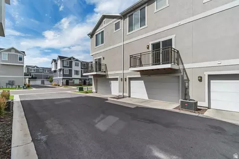 Exterior - 1896 S 1030 W #412, Orem, UT 84057 photo 3 of 19