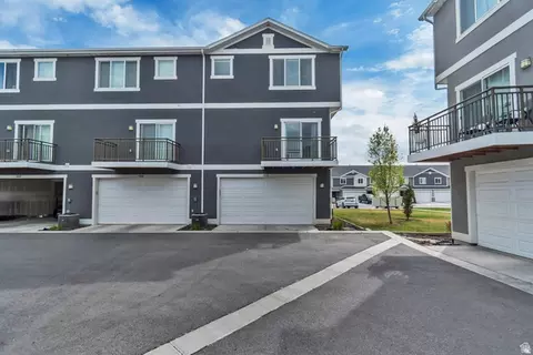 Exterior - 1896 S 1030 W #412, Orem, UT 84057 photo 5 of 19
