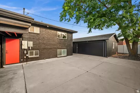 Exterior - 1708 E Spring Lane Ln S, Holladay, UT 84117 photo 7 of 10