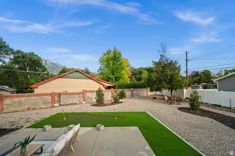 Exterior - 1708 E Spring Lane Ln S, Holladay, UT 84117 photo 2 of 10