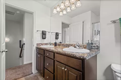 Bath - 704 N 220 E, Salem, UT 84653 photo 3 of 3