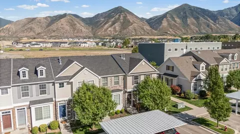 View/Area - 704 N 220 E, Salem, UT 84653 photo 2 of 6