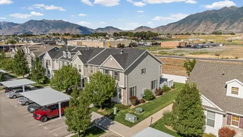 View/Area - 704 N 220 E, Salem, UT 84653 photo 1 of 6