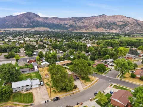 View/Area - 442 E 2050 N, North Ogden, UT 84414 photo 5 of 6