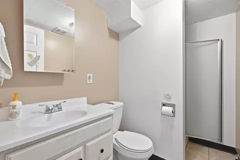 Bath - 442 E 2050 N, North Ogden, UT 84414 photo 3 of 3