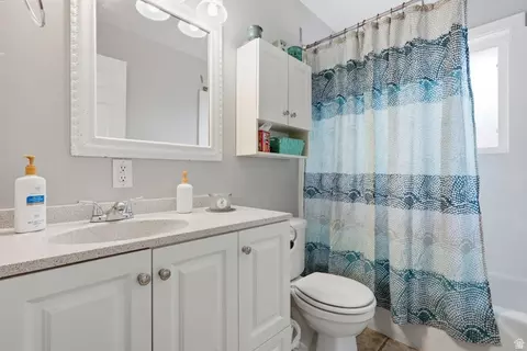 Bath - 442 E 2050 N, North Ogden, UT 84414 photo 1 of 3