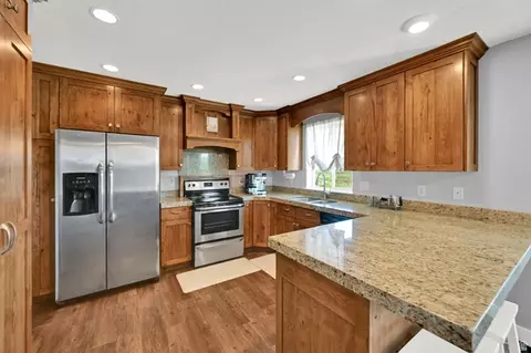 Kitchen - 252 E 1875 S, Roosevelt, UT 84066 photo 1 of 2