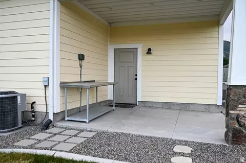 Exterior - 261 E 600 S, Mendon, UT 84325 photo 4 of 18