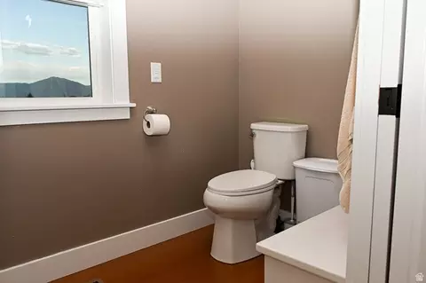 Bath - 261 E 600 S, Mendon, UT 84325 photo 5 of 7