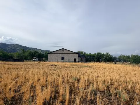 375 300 E #2, Levan, UT 84639 photo 5