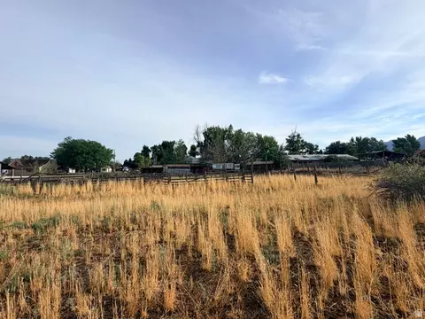 375 300 E #2, Levan, UT 84639 photo 3