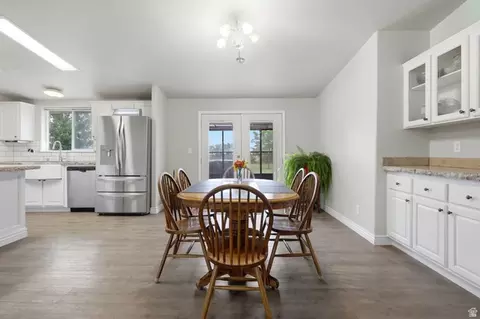 Dining - 20150 N 770 E, Moroni, UT 84646 photo 1 of 2