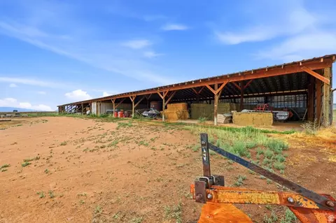Exterior - 20150 N 770 E, Moroni, UT 84646 photo 14 of 15