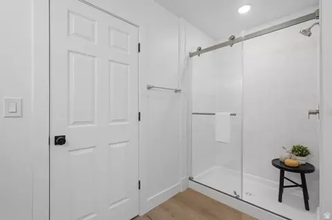 Bath - 472 E 1930 N, Orem, UT 84097 photo 5 of 6