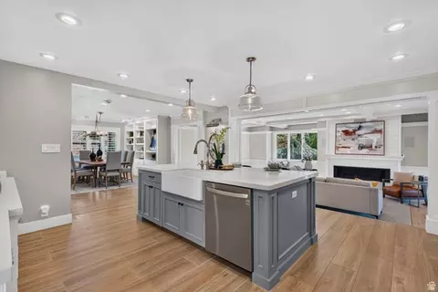 Kitchen - 158 E 1950 S, Orem, UT 84058 photo 6 of 11