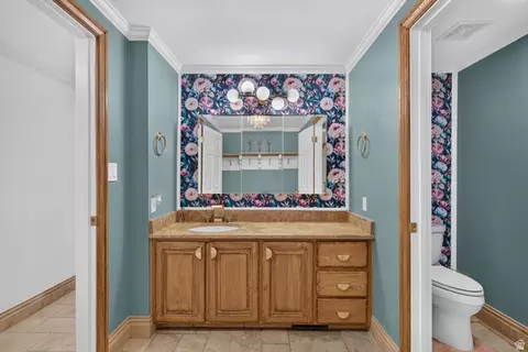 Bath - 158 E 1950 S, Orem, UT 84058 photo 10 of 11
