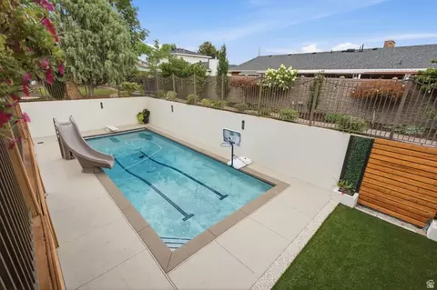 Exterior - 158 E 1950 S, Orem, UT 84058 photo 7 of 20