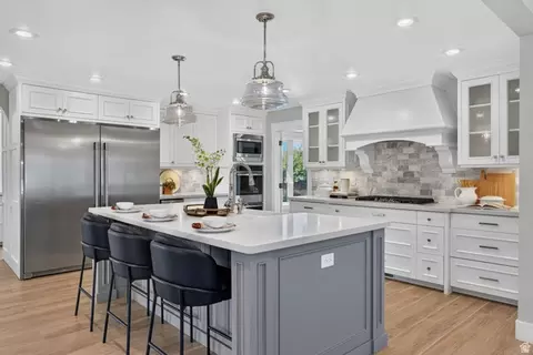 Kitchen - 158 E 1950 S, Orem, UT 84058 photo 1 of 11