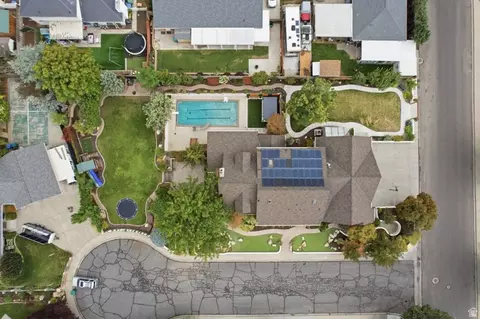 View/Area - 158 E 1950 S, Orem, UT 84058 photo 3 of 4
