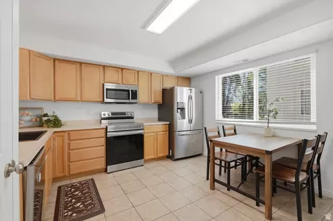 Kitchen - 371 E 760 N, Orem, UT 84097 photo 1 of 2