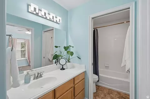 Bath - 371 E 760 N, Orem, UT 84097 photo 2 of 3