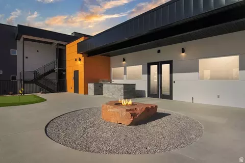 Exterior - 238 S 400 E, Moab, UT 84532 photo 3 of 4