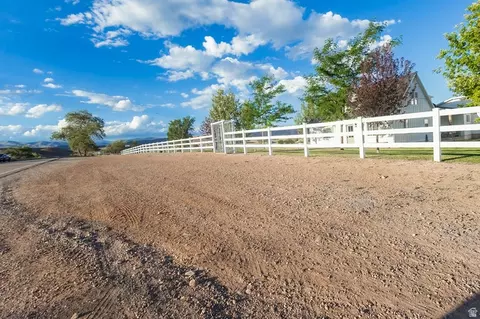 Exterior - 9704 N 8500 E, Tridell, UT 84076 photo 20 of 28