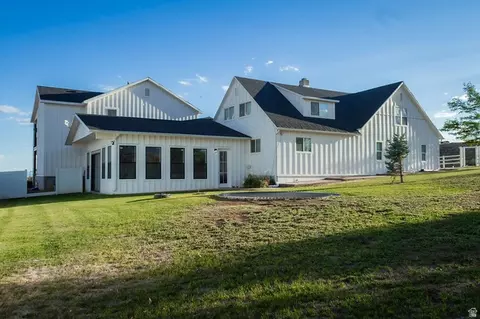 9704 N 8500 E, Tridell, UT 84076